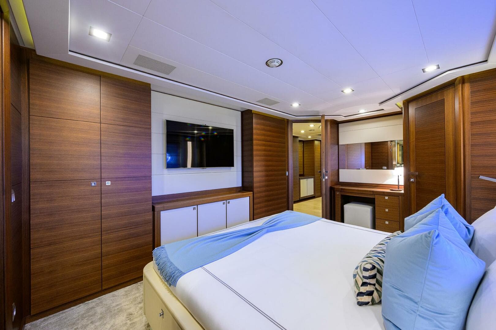 2013 Ferretti Yachts Custom Line 124 — photo 40