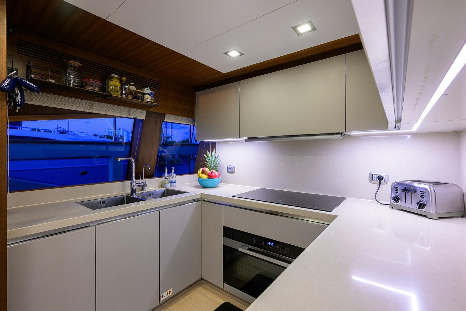 2013 Ferretti Yachts Custom Line 124 — photo 12