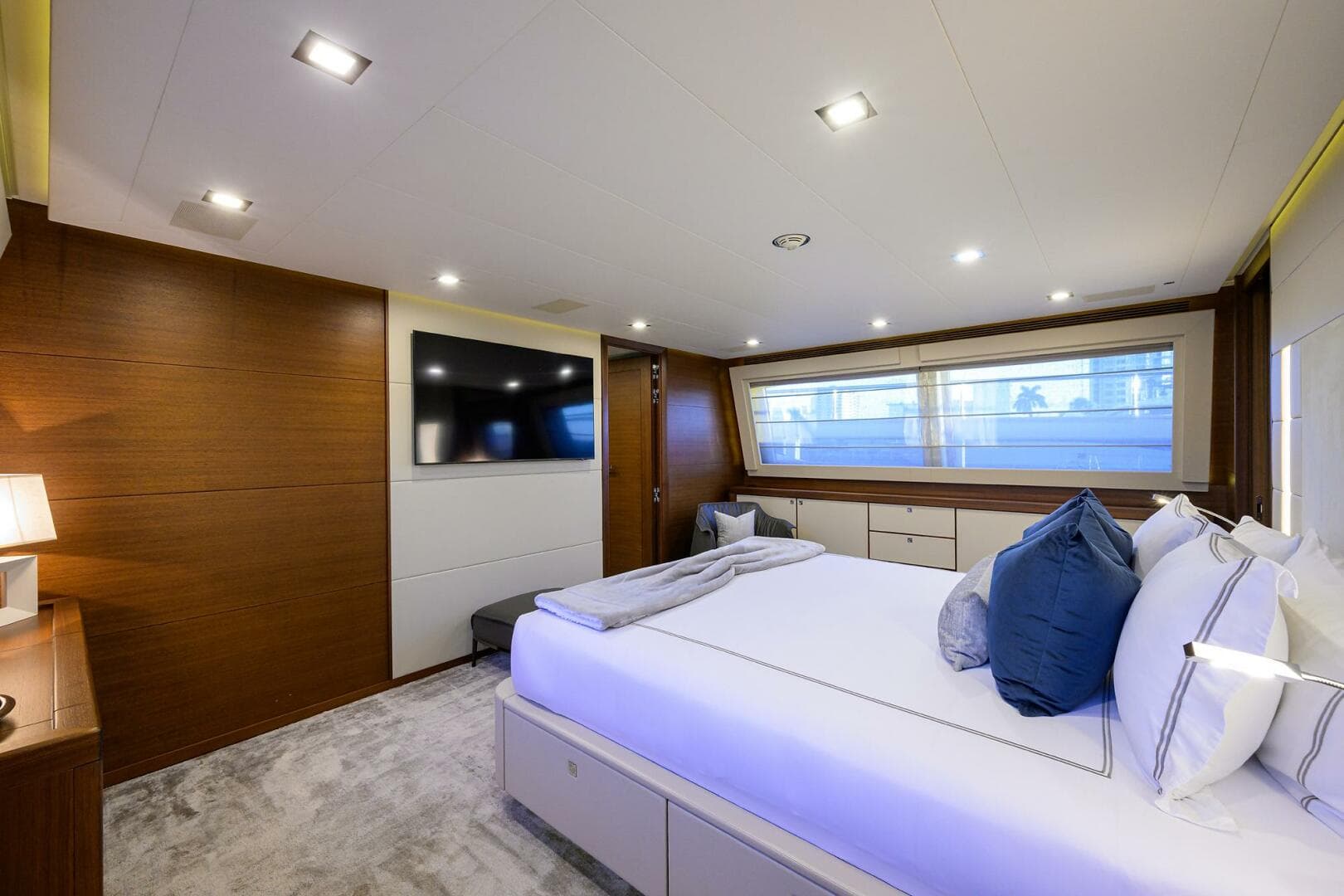 2013 Ferretti Yachts Custom Line 124 — photo 26