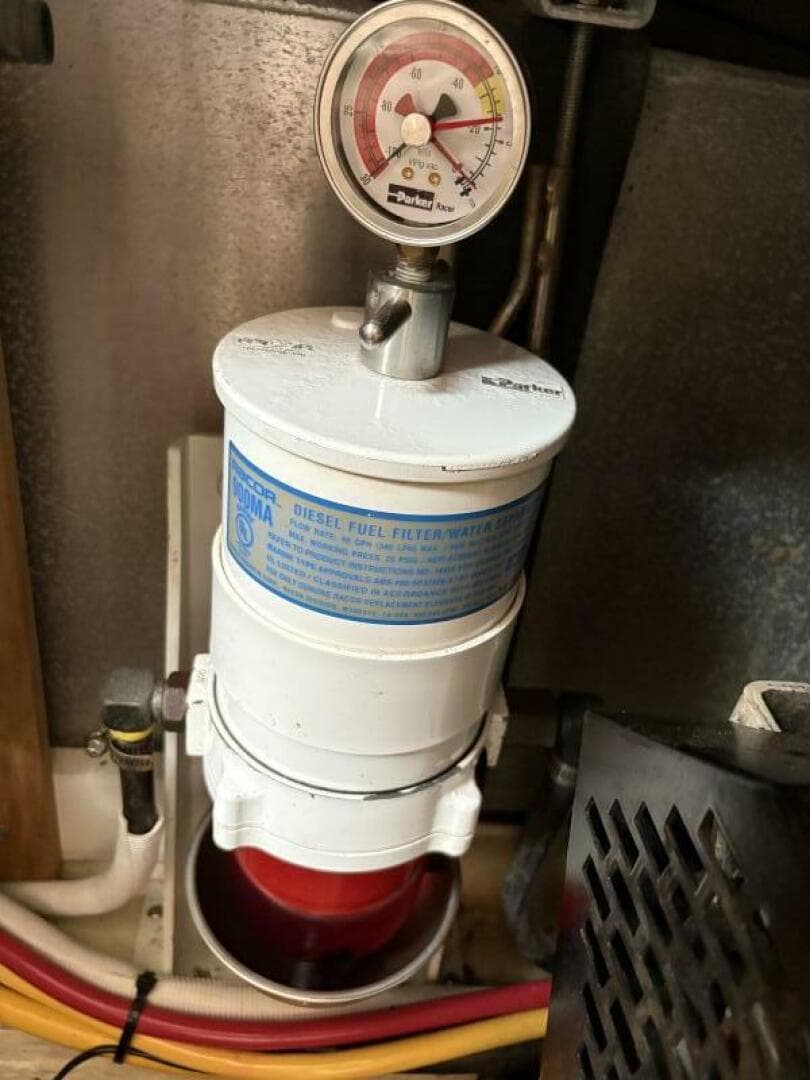 2005 Carver 396 — photo 65