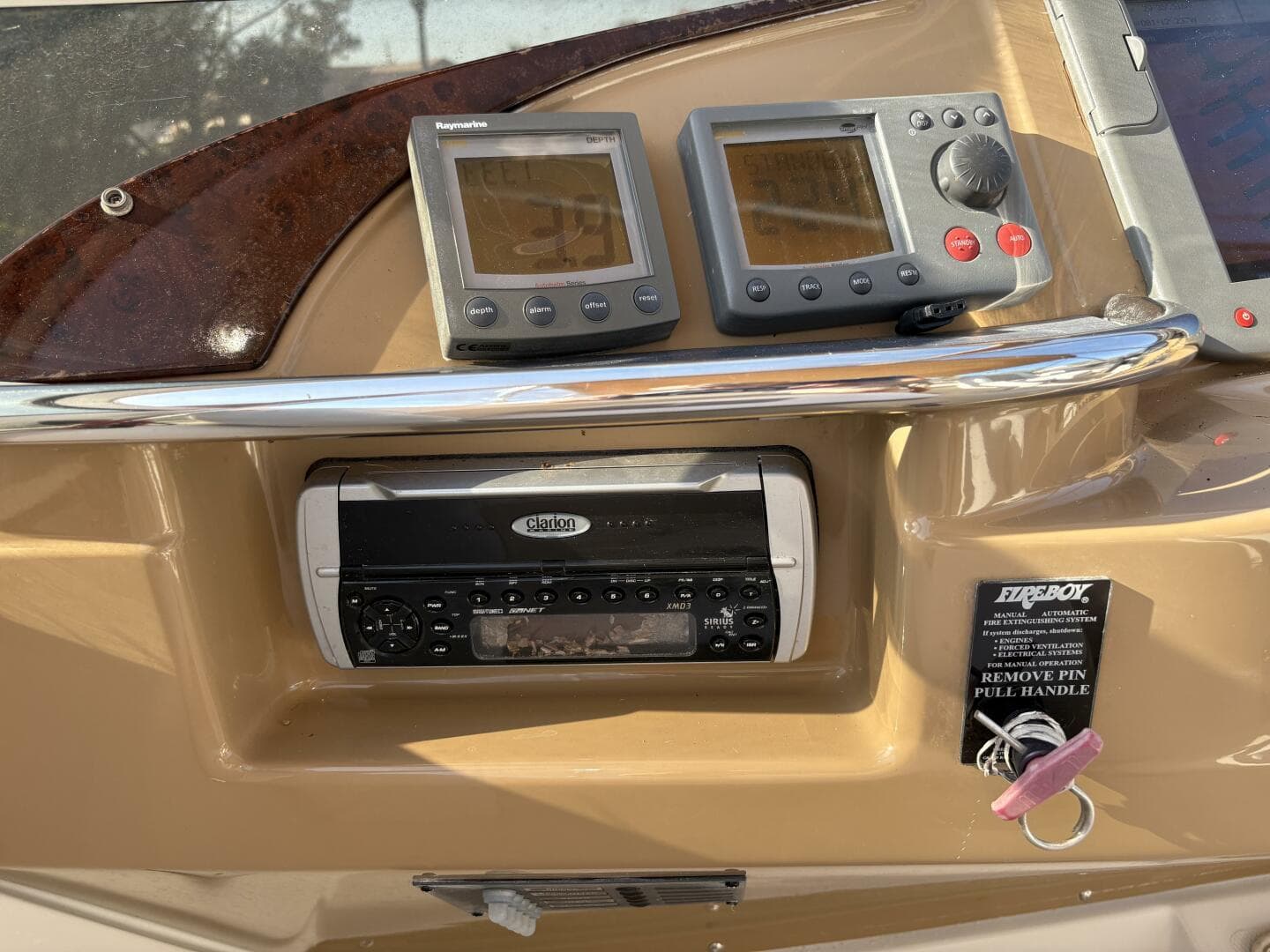 2005 Carver 396 — photo 13