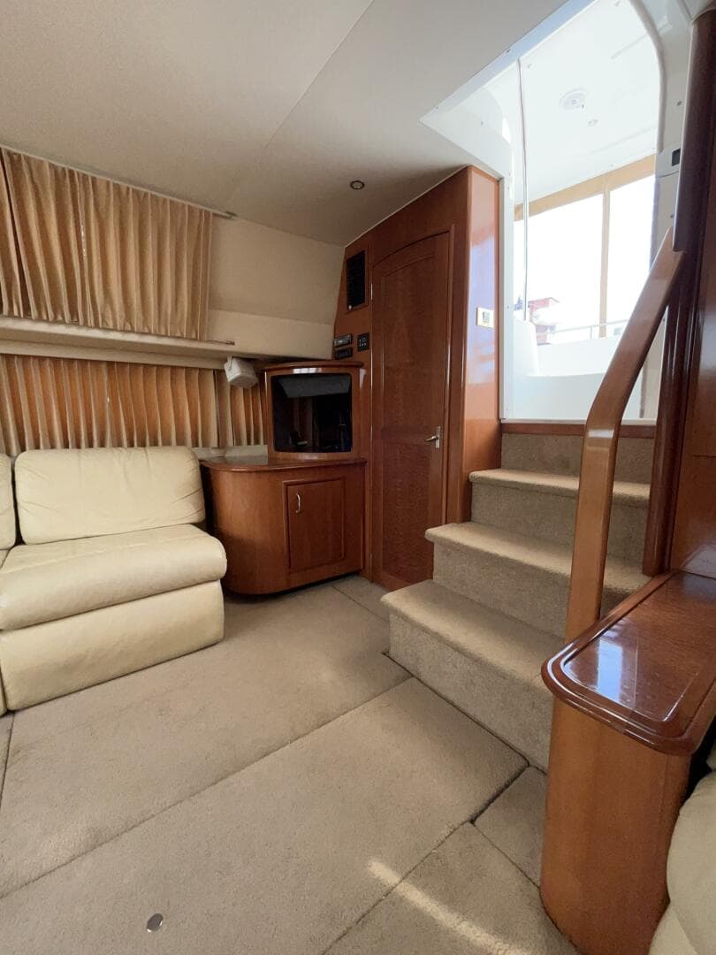 2005 Carver 396 — photo 27