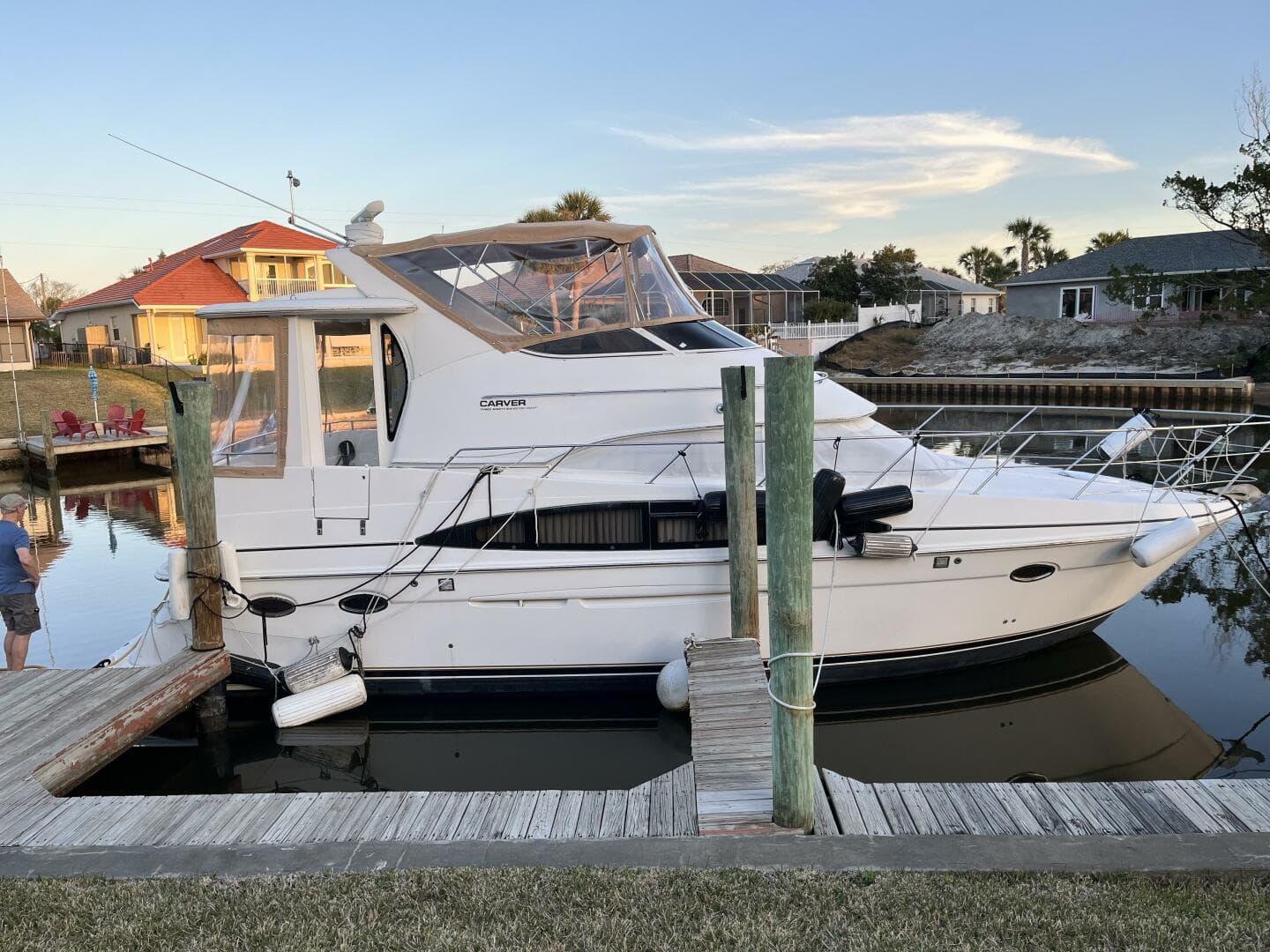 2005 Carver 396 — photo 70