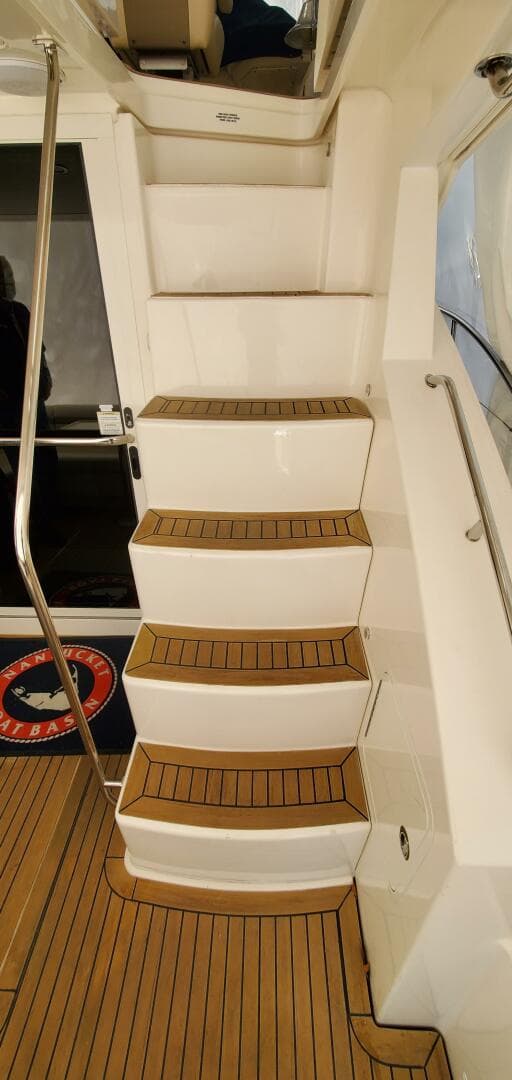 2012 Sea Ray 450 Sedan Bridge — photo 29