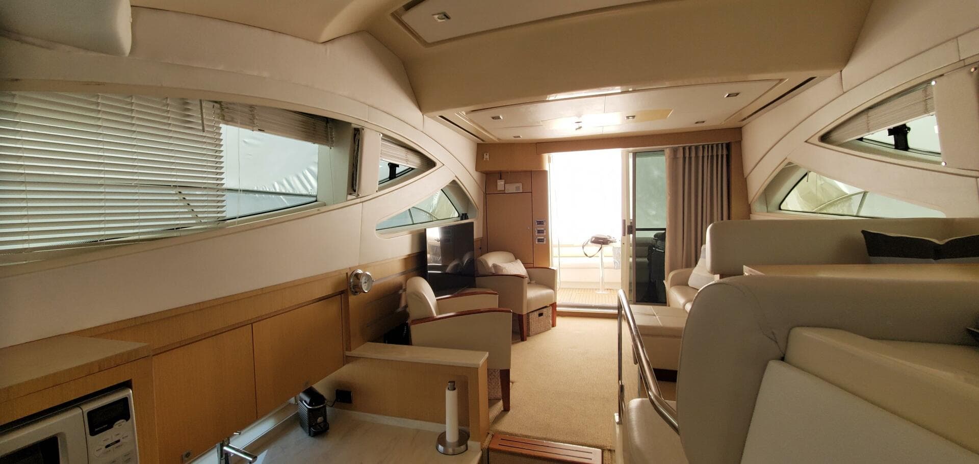 2012 Sea Ray 450 Sedan Bridge — photo 12