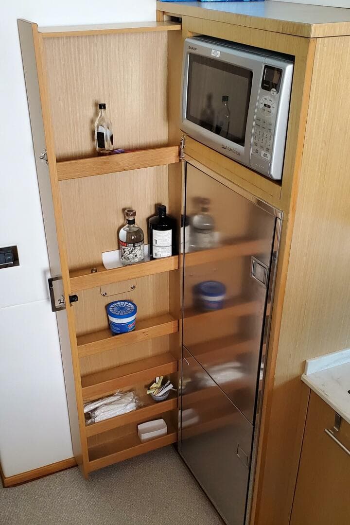 2012 Sea Ray 450 Sedan Bridge — photo 15