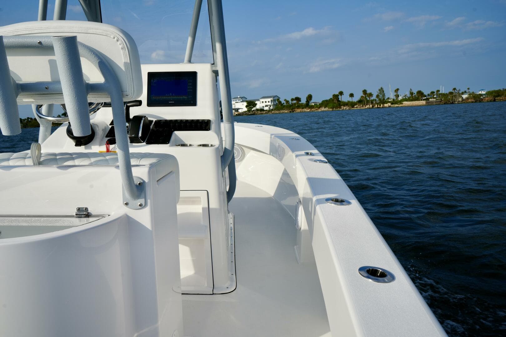 2024 Reef Runner Center Console — photo 7