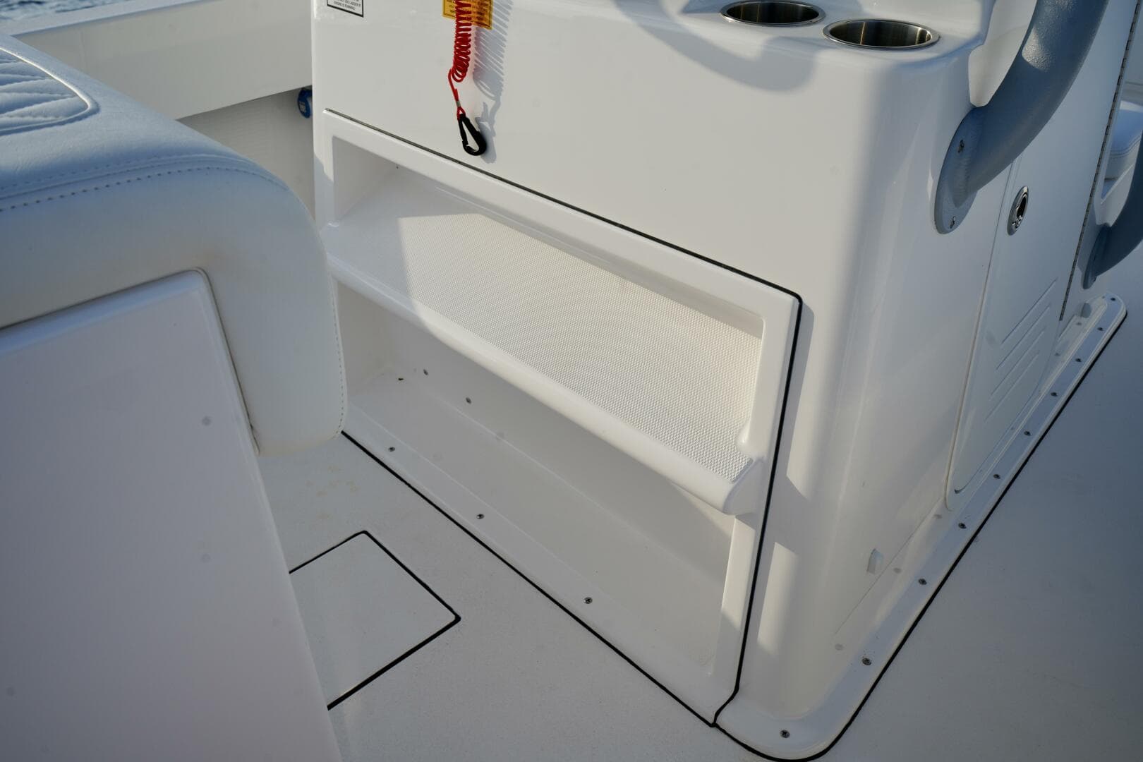 2024 Reef Runner Center Console — photo 26