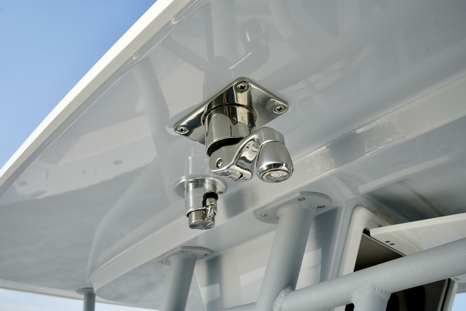 2024 Reef Runner Center Console — photo 13