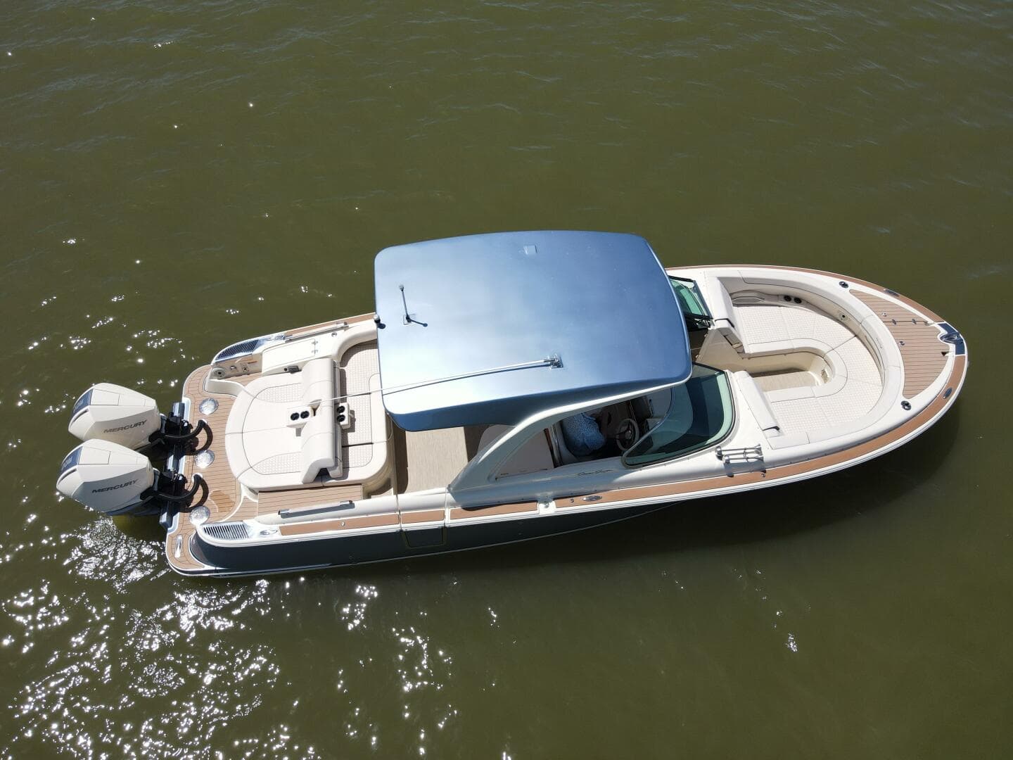 2023 Chris-Craft 31 Launch GT — photo 24