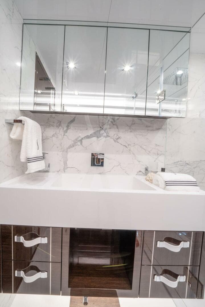 2020 Pearl 95 — photo 20