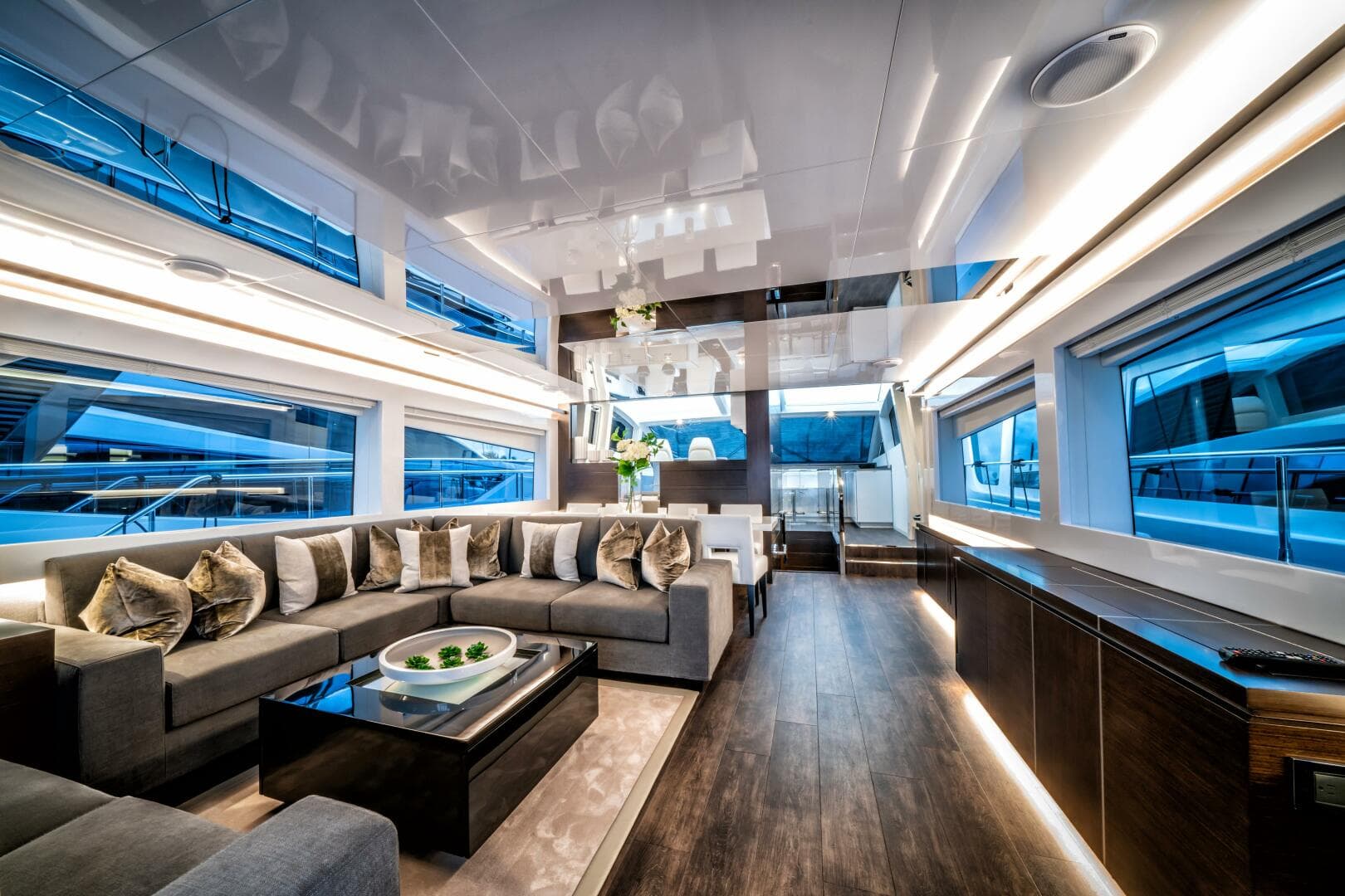 2020 Pearl 95 — photo 6