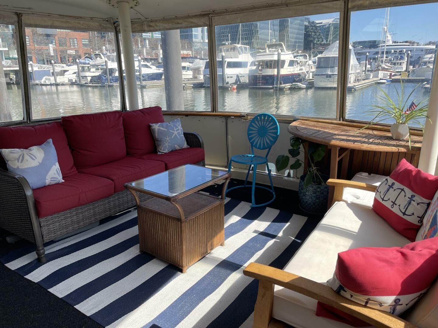 1973 Hatteras Classic — photo 4