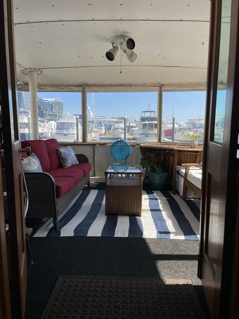 1973 Hatteras Classic — photo 5