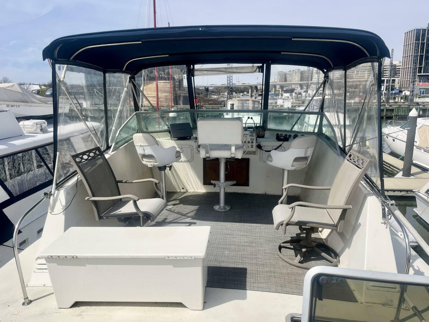 1973 Hatteras Classic — photo 35