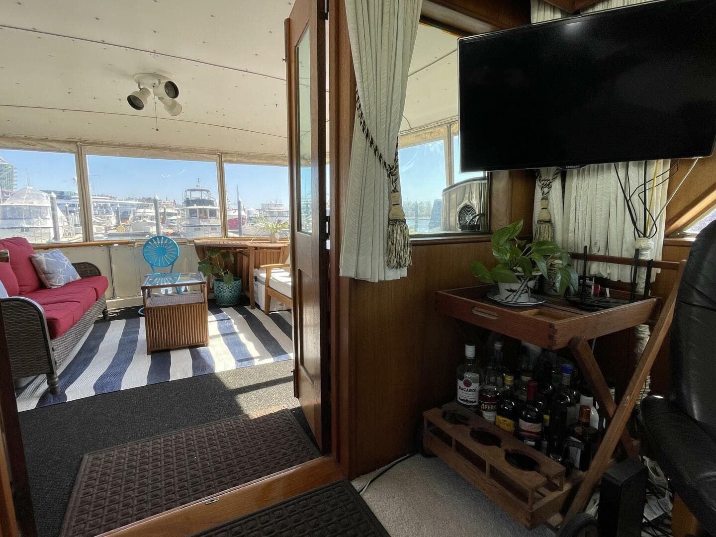 1973 Hatteras Classic — photo 7