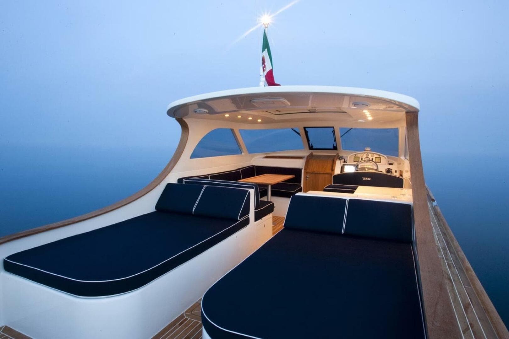 2025 Toy Marine 36 — photo 7