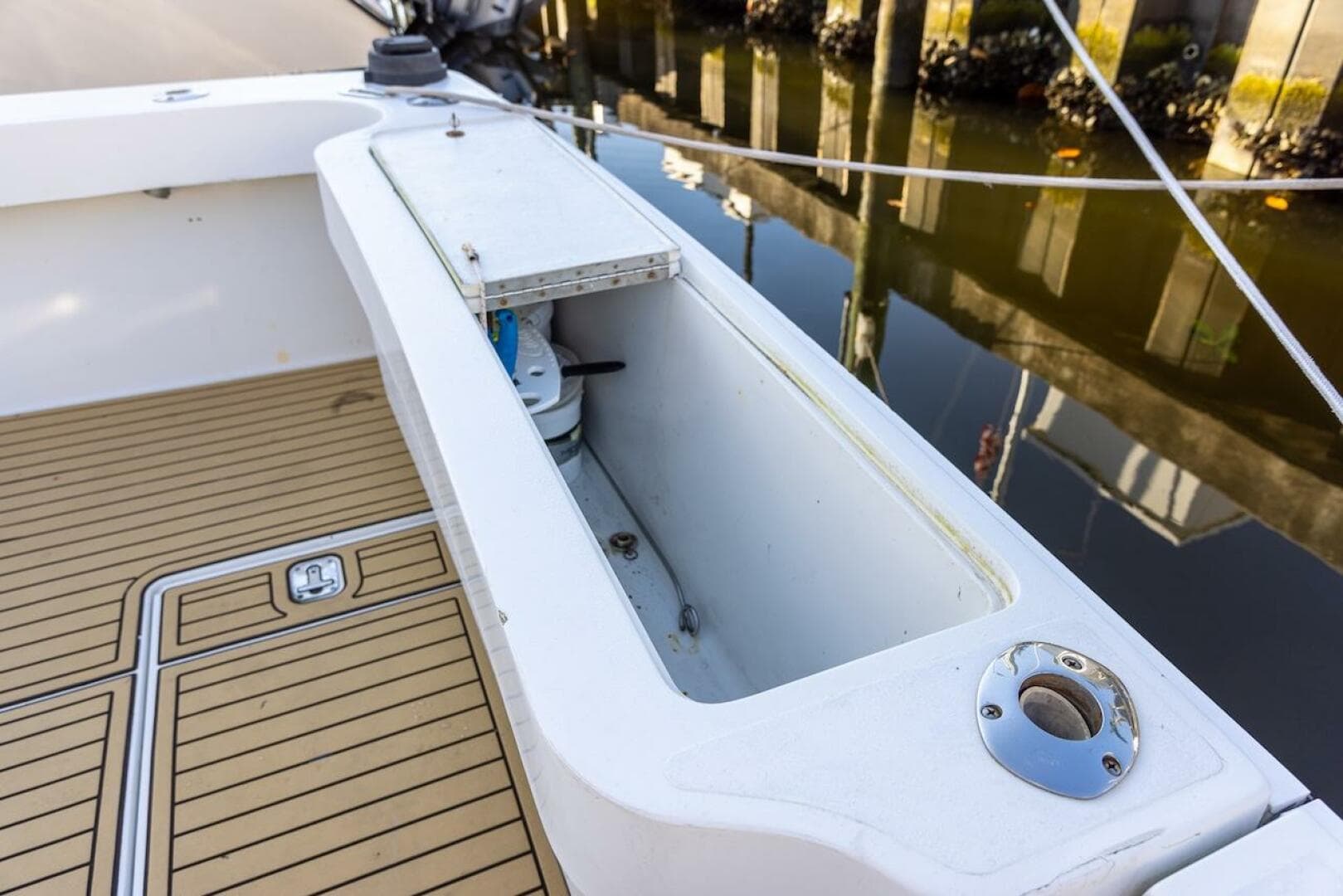 1997 Luhrs Tournament 320 Open — photo 24