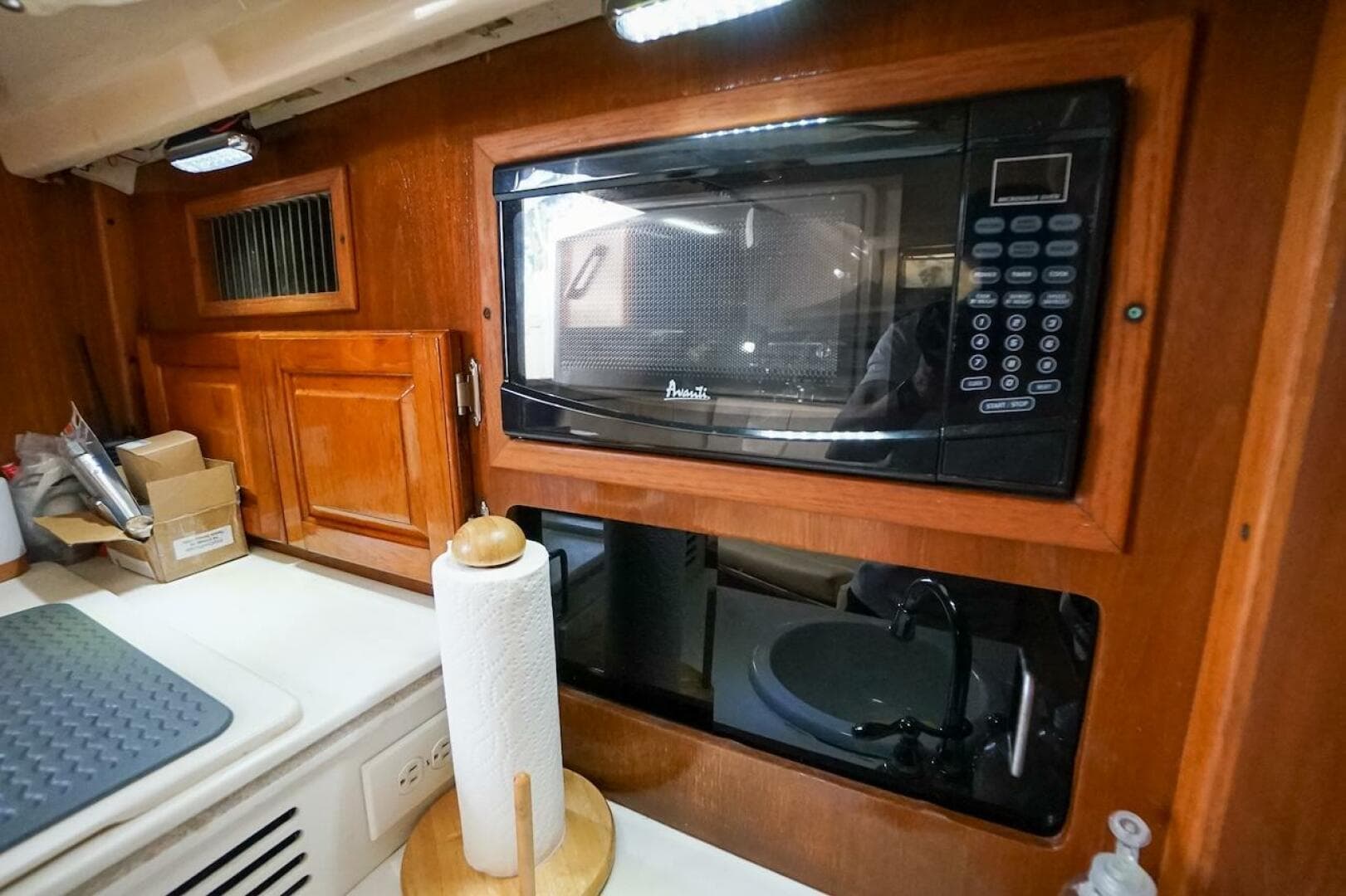 1997 Luhrs Tournament 320 Open — photo 45