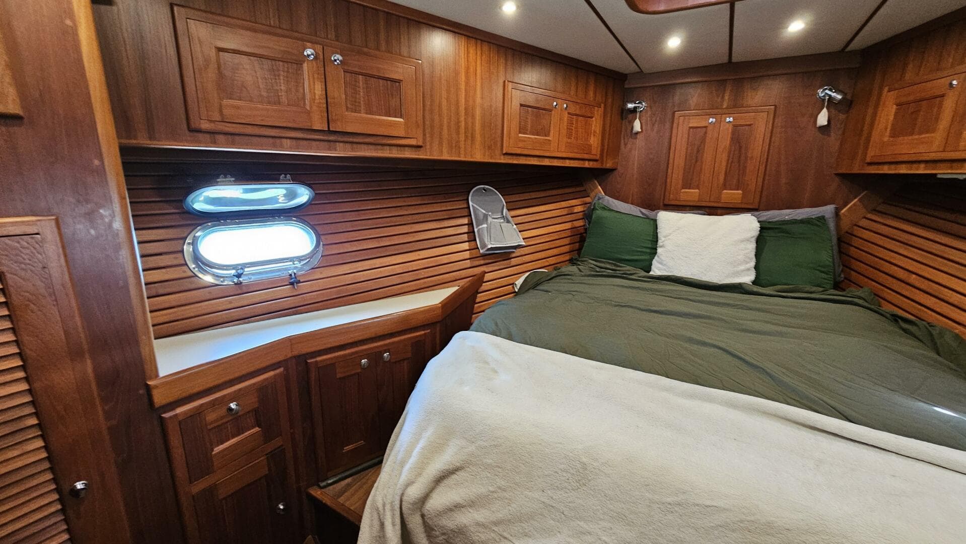 2002 Nordhavn — photo 14