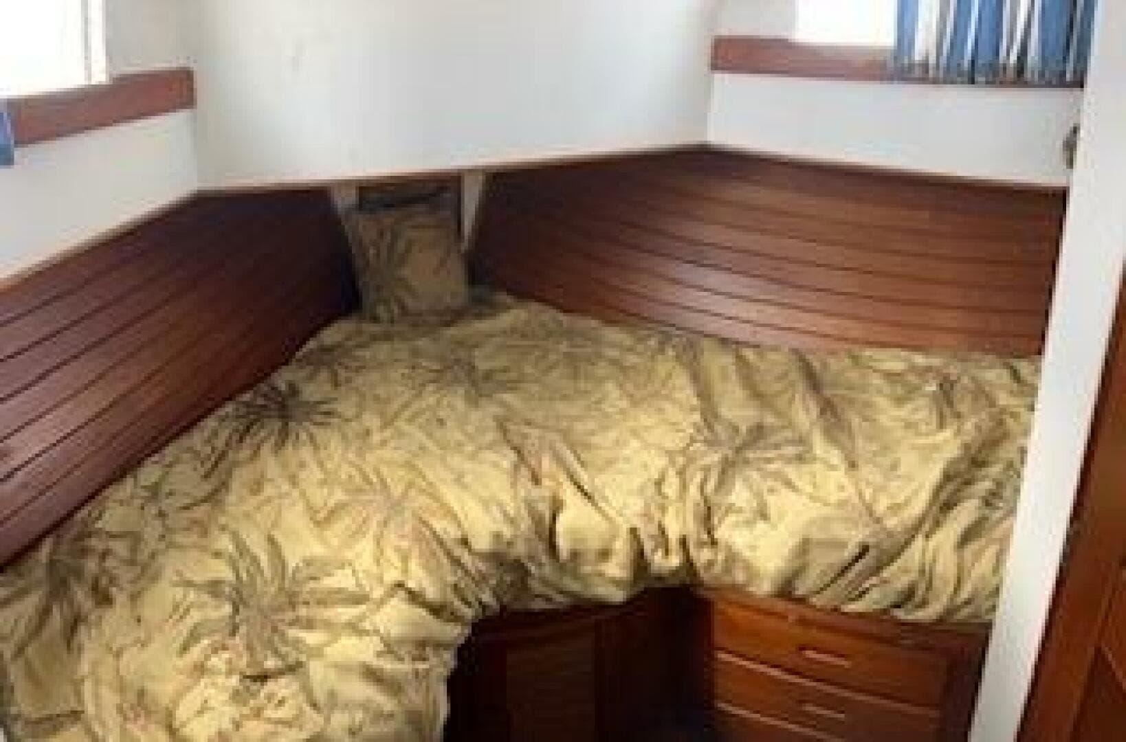 1989 Grand Banks 36 — photo 53