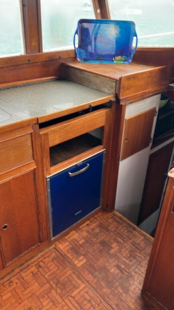 1989 Grand Banks 36 — photo 39