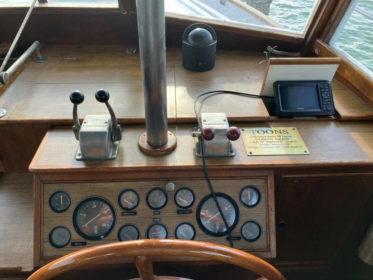 1989 Grand Banks 36 — photo 19