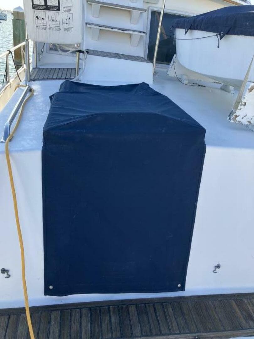 1989 Grand Banks 36 — photo 2