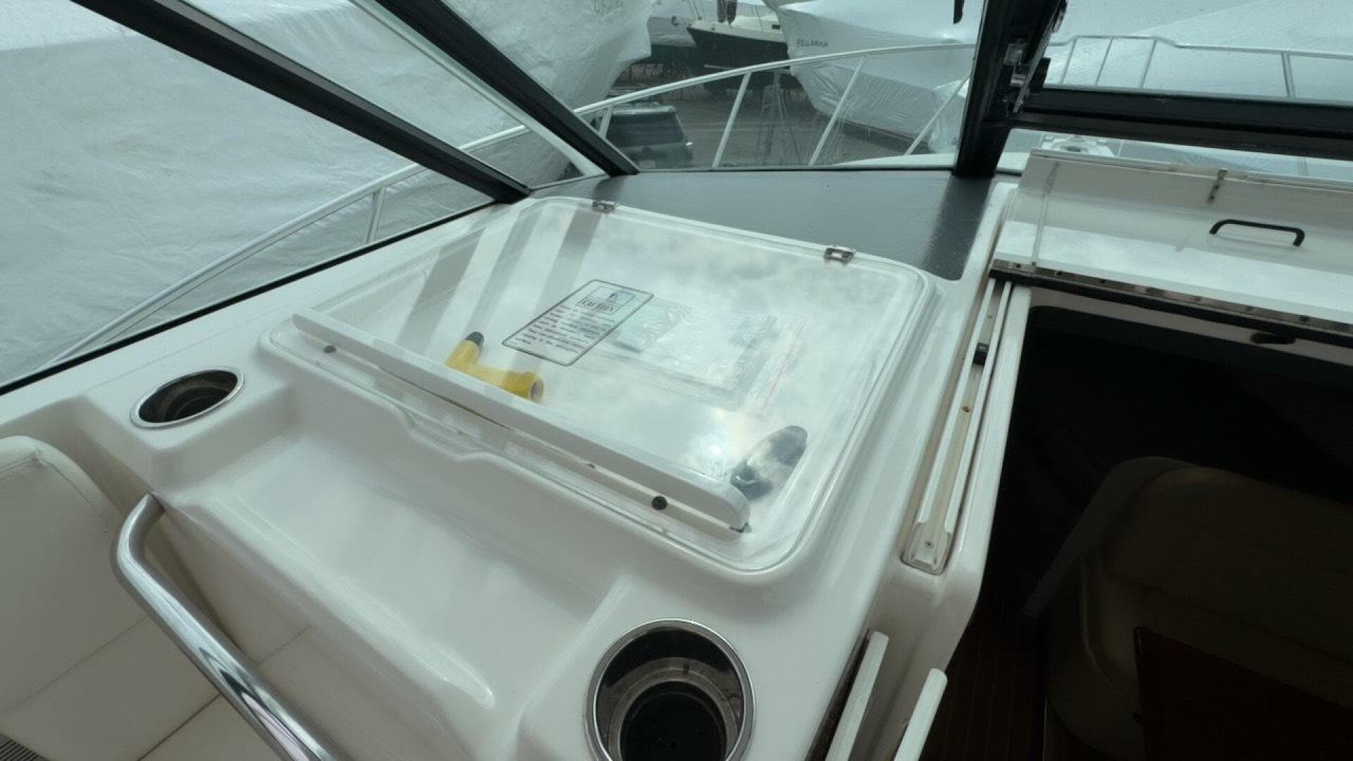 2005 Tiara Yachts 2900 Open — photo 16