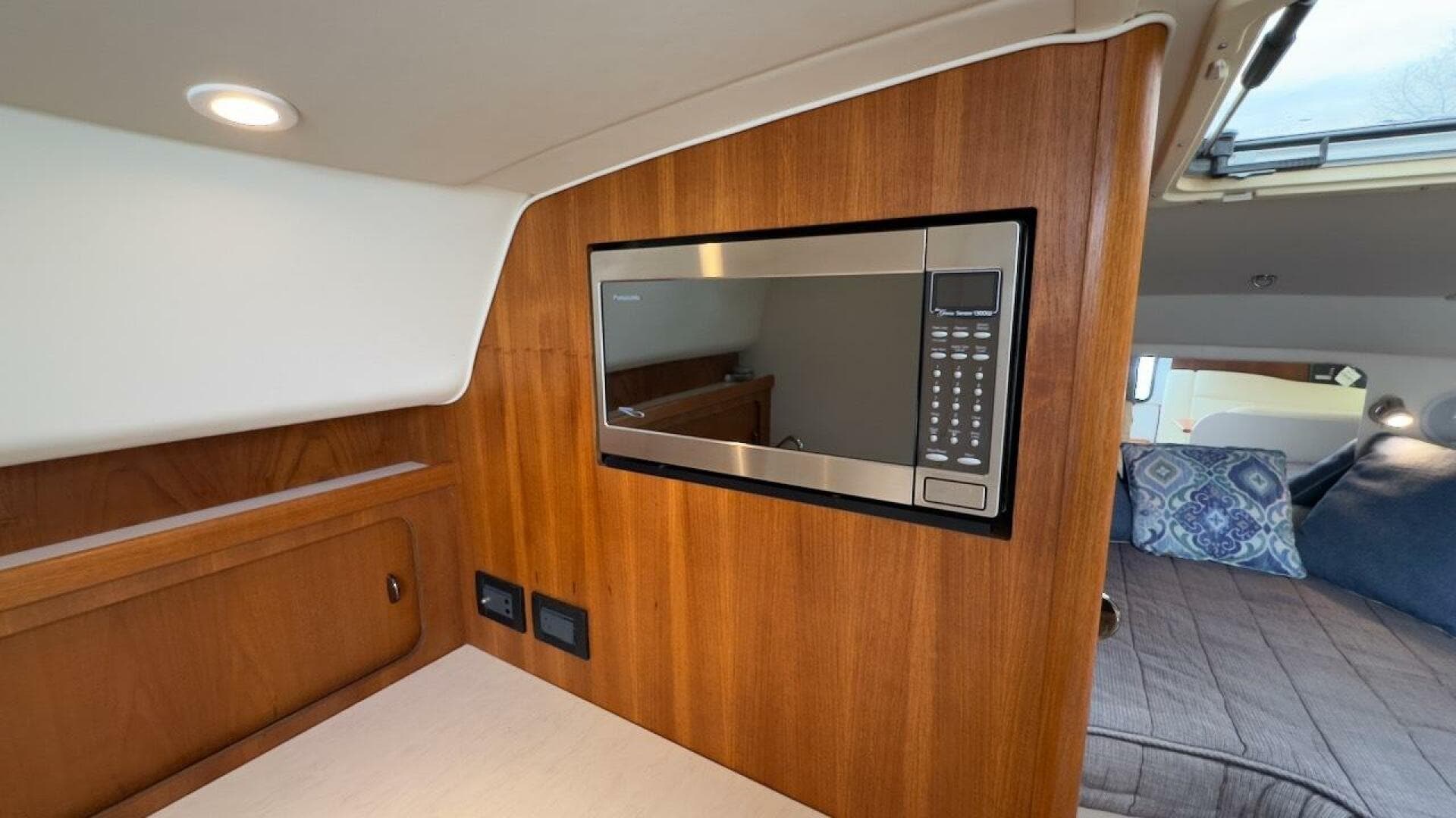 2005 Tiara Yachts 2900 Open — photo 28