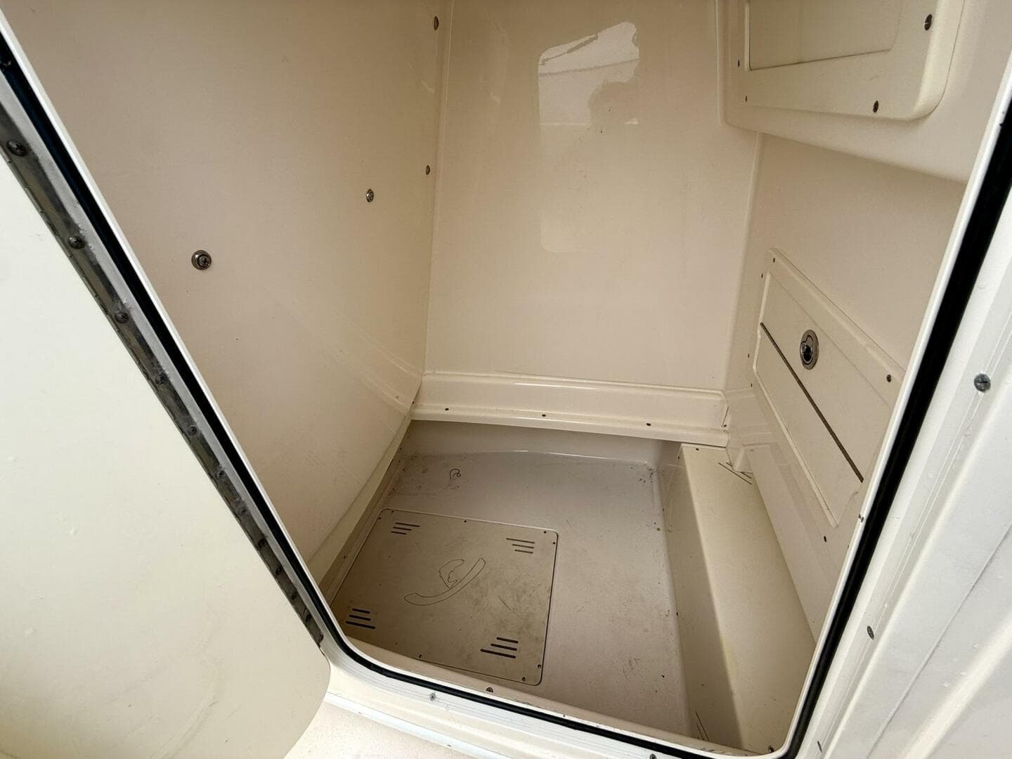 2019 Young Boats 27 — photo 19