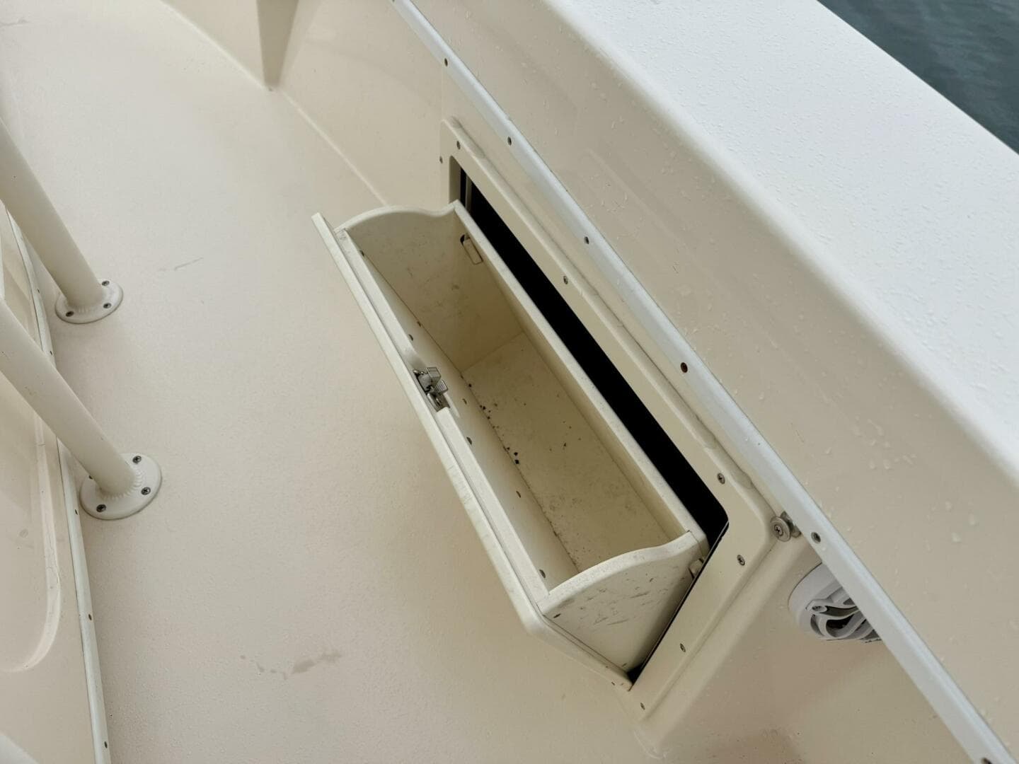 2019 Young Boats 27 — photo 25