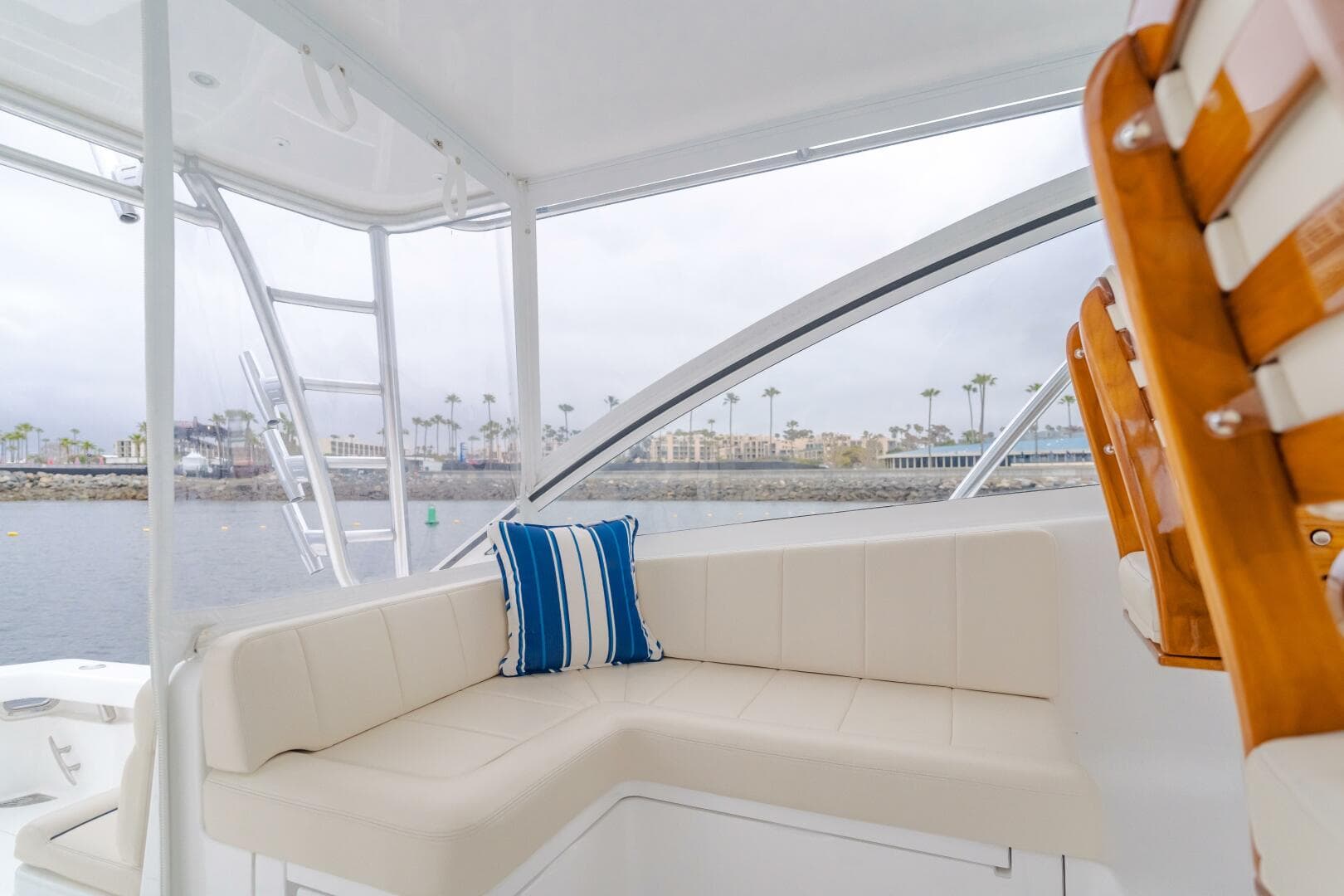 2022 Viking 38 Open Billfish — photo 6