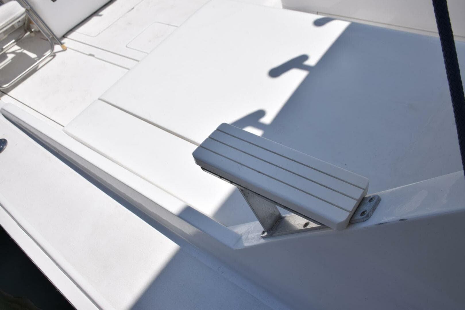 1976 Bertram Flybridge Cruiser — photo 11