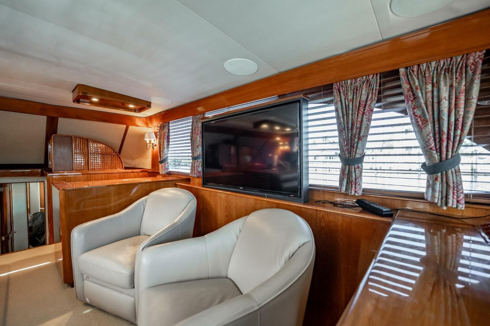 1983 Rybovich 55 Convertible — photo 15