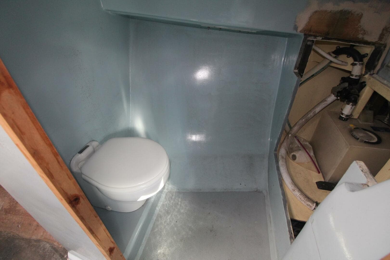 2020 Holland 32 — photo 23