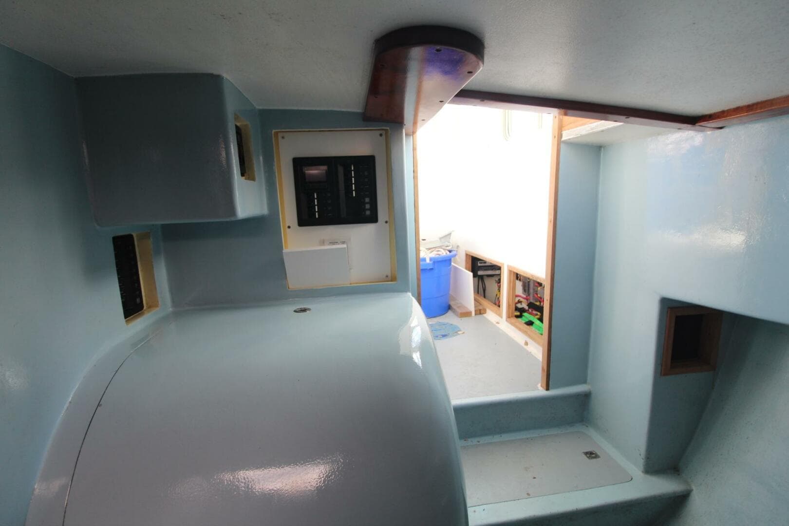 2020 Holland 32 — photo 24