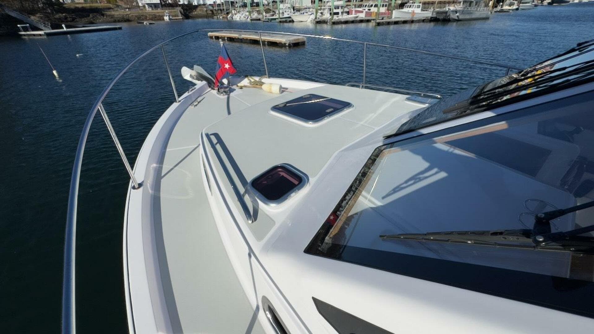 2022 True North 34 Outboard Express — photo 32