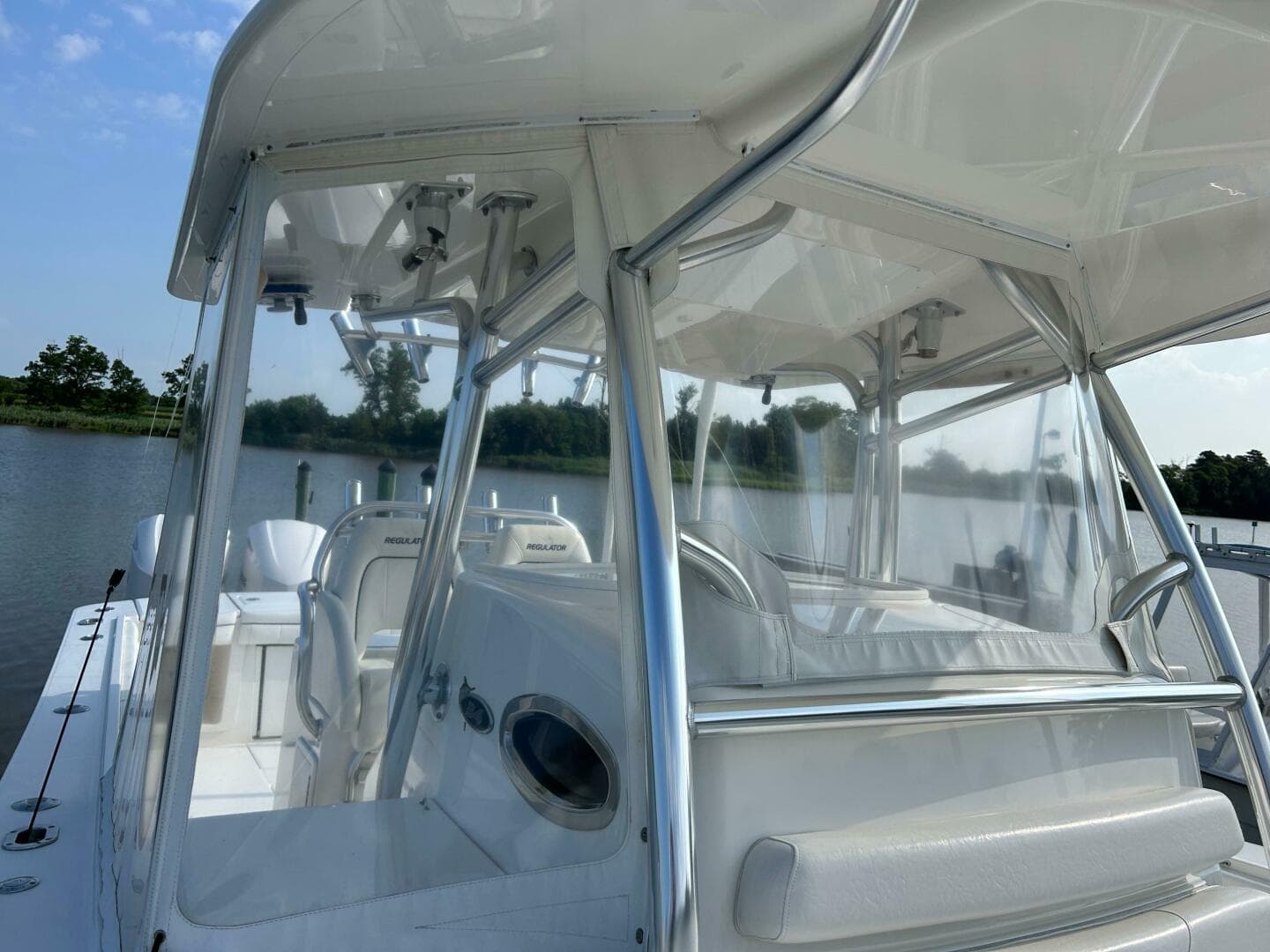 2016 Regulator 34 SS — photo 11