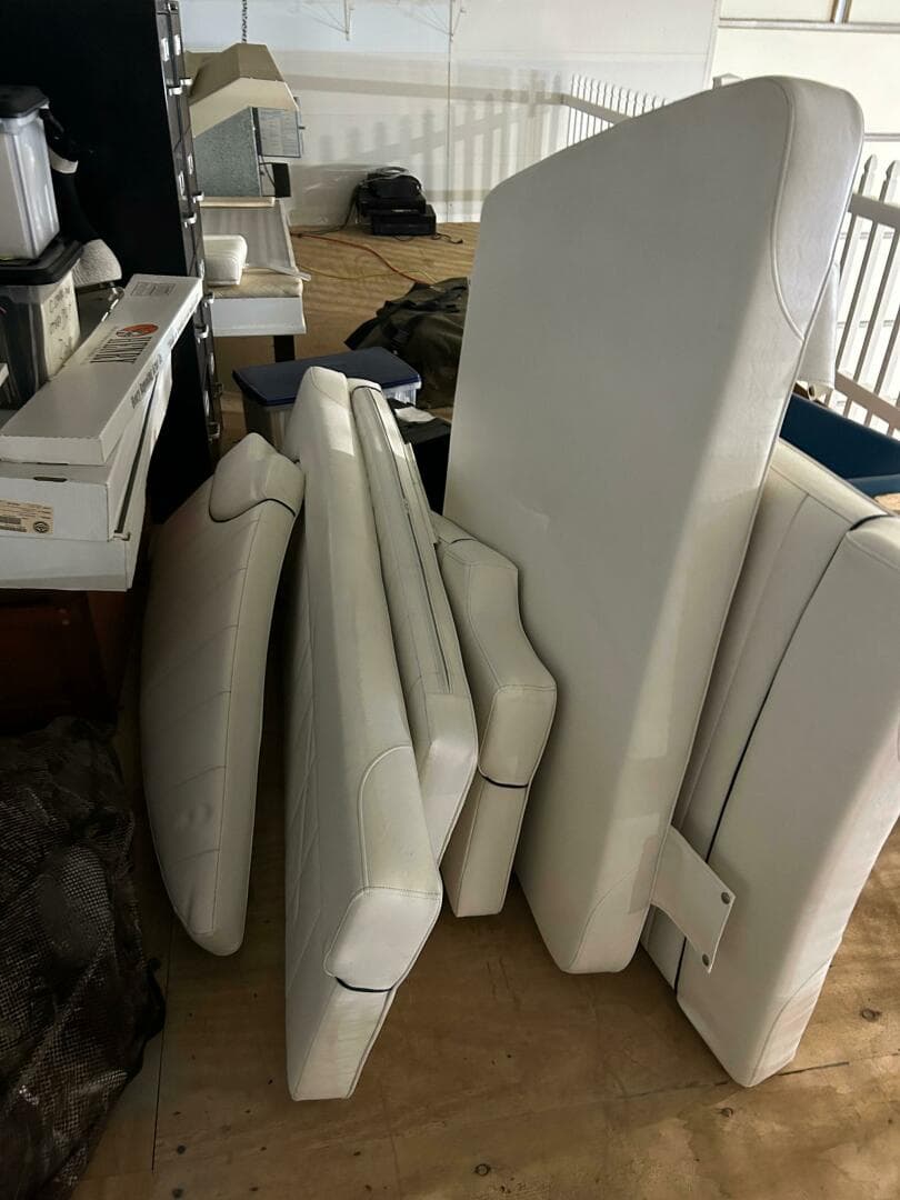 2016 Regulator 34 SS — photo 45