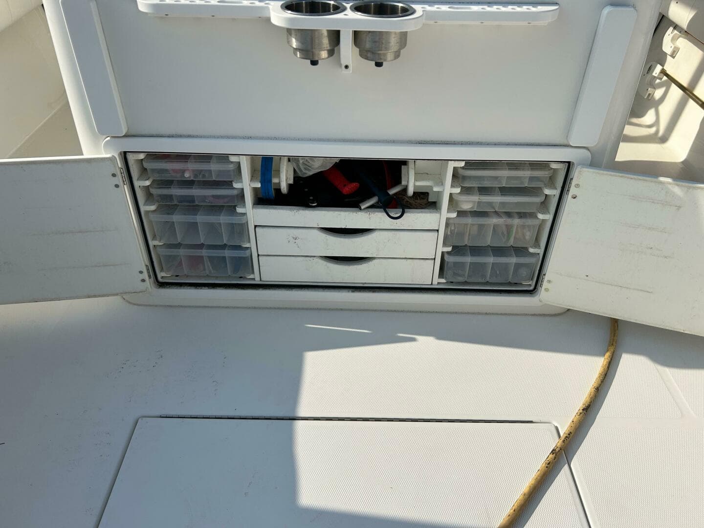 2016 Regulator 34 SS — photo 26