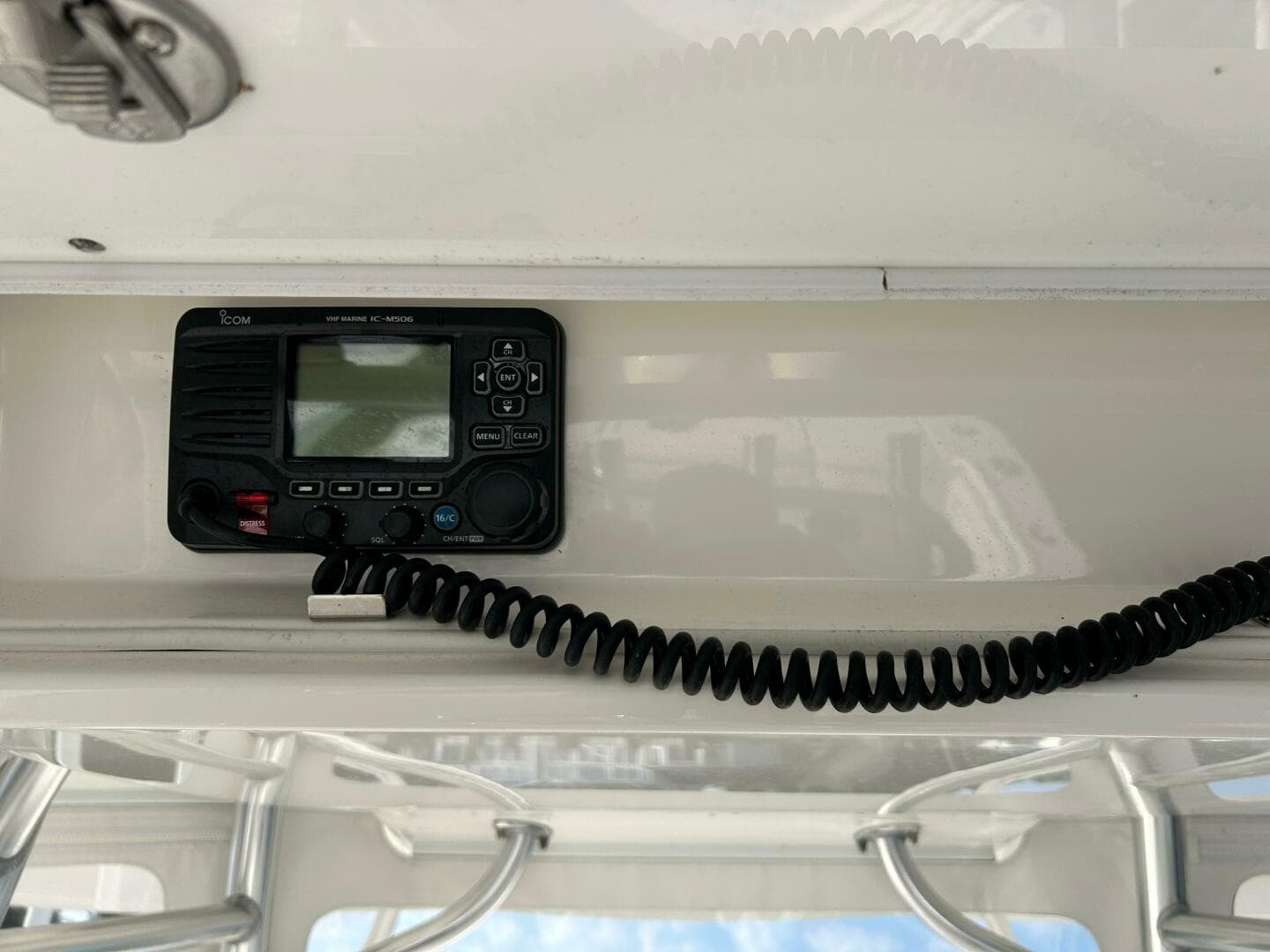 2016 Regulator 34 SS — photo 22