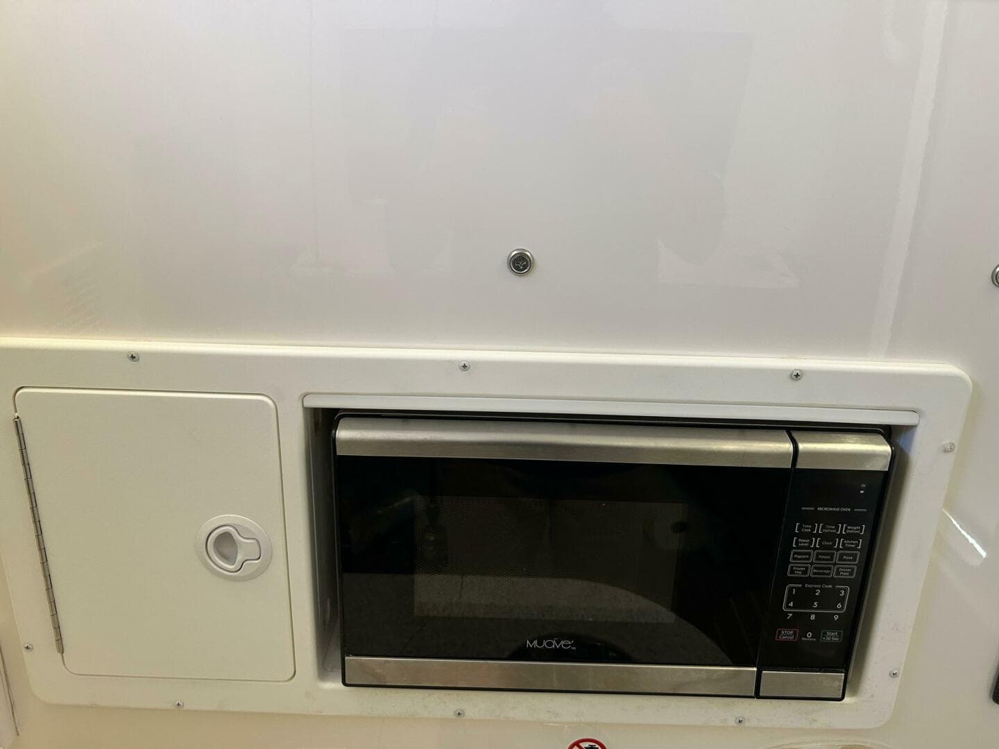 2016 Regulator 34 SS — photo 37