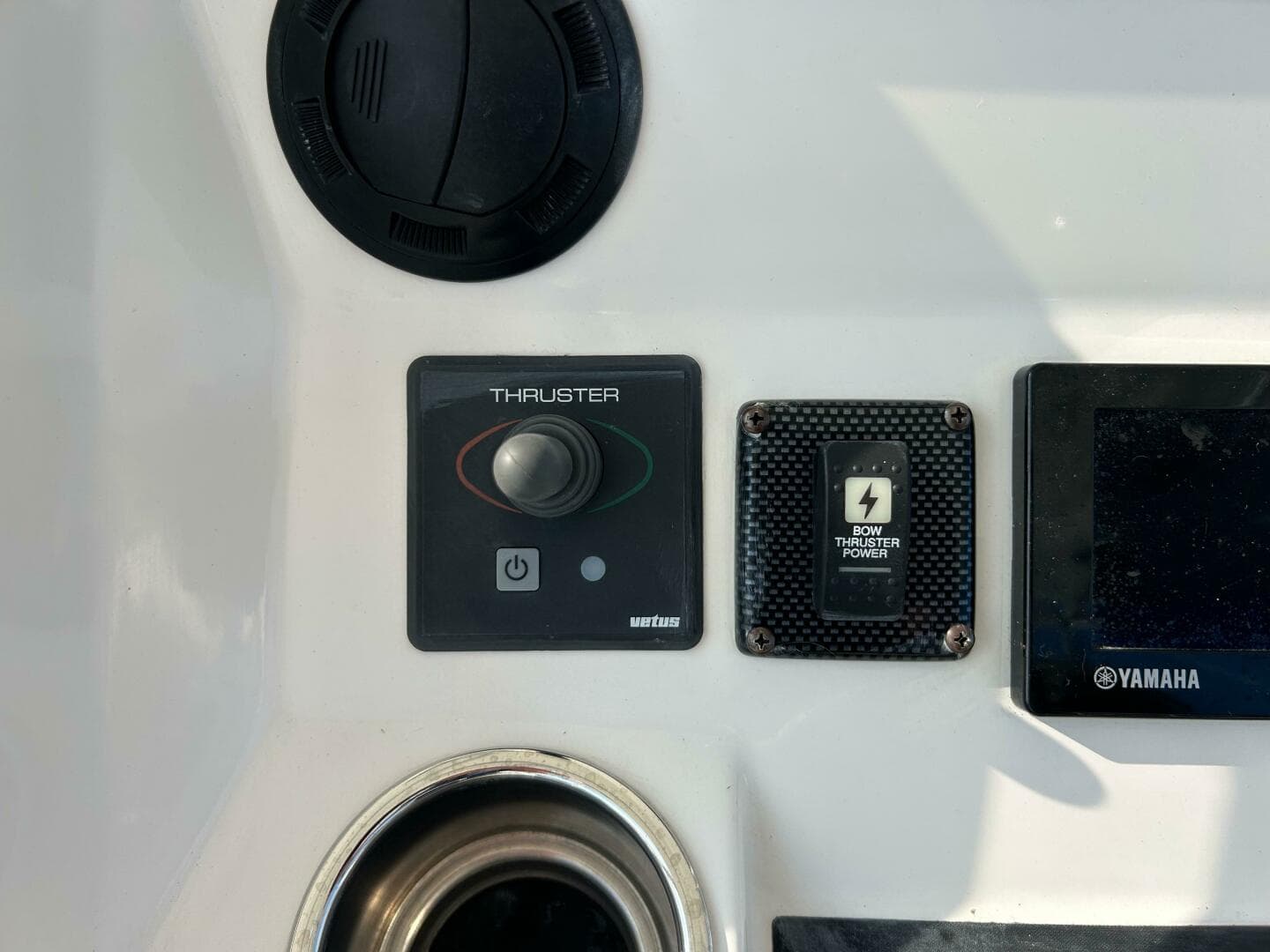 2016 Regulator 34 SS — photo 20