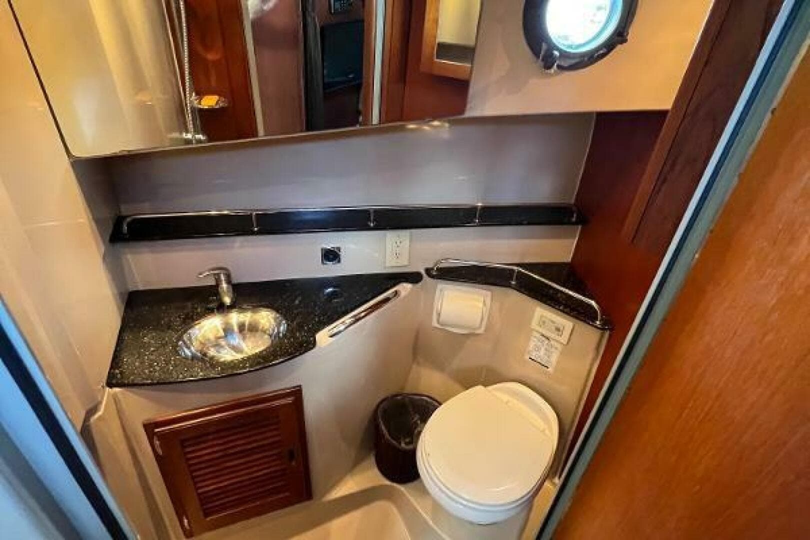 2011 Ranger Tugs R-29 — photo 13