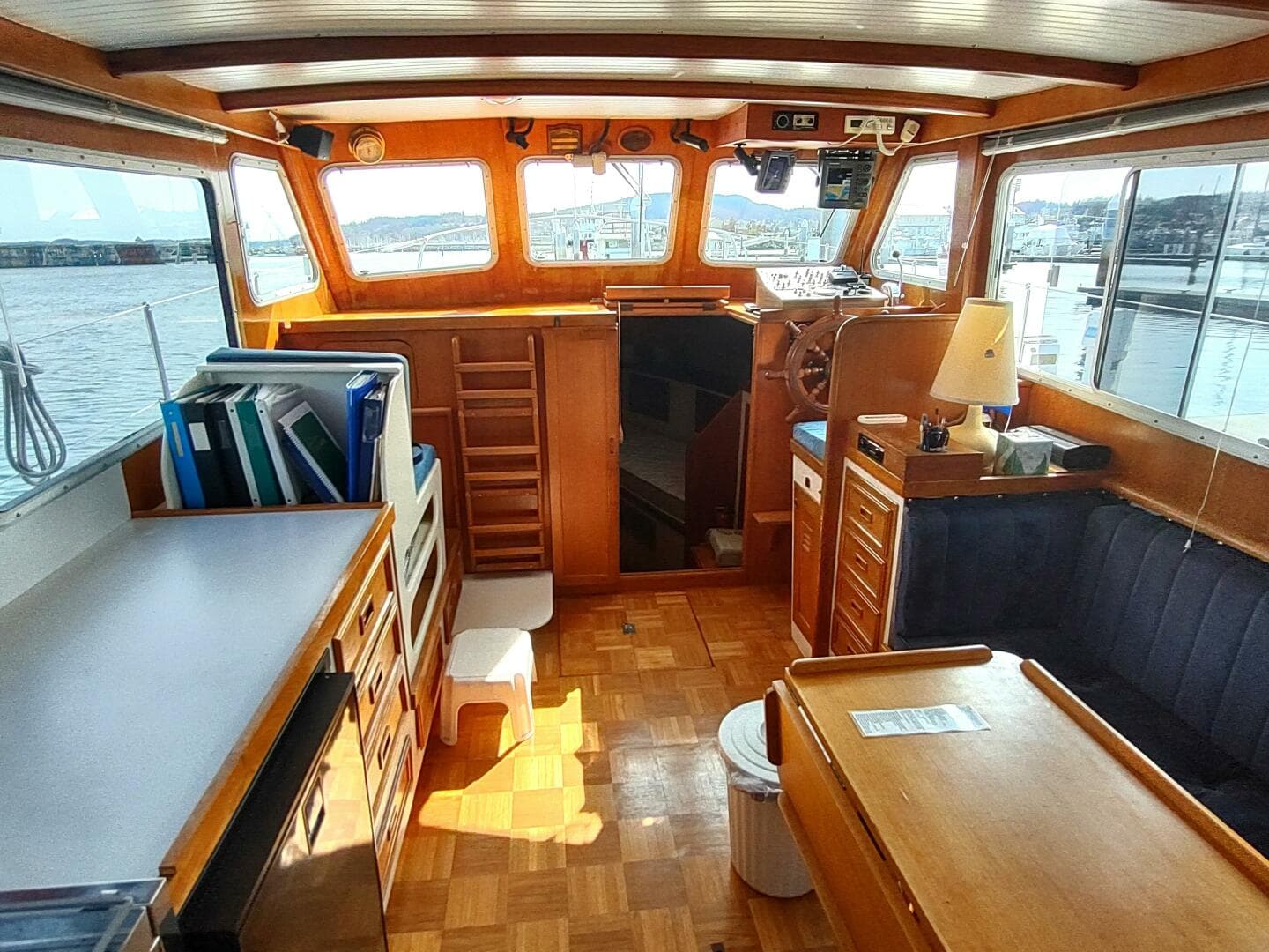 1981 Cheoy Lee 35 Sedan Trawler — photo 19