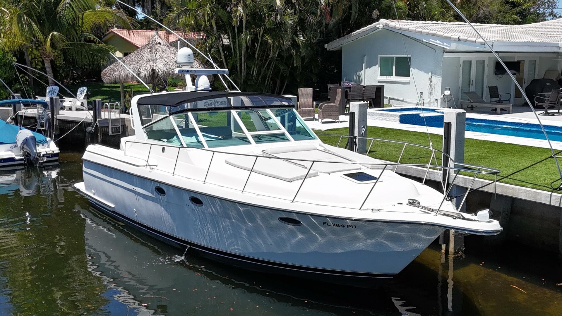 1998 Tiara Yachts 3500 Express — photo 12