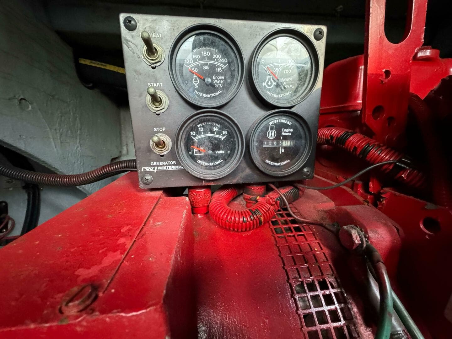 1997 Sea Ray 450 Sundancer — photo 46