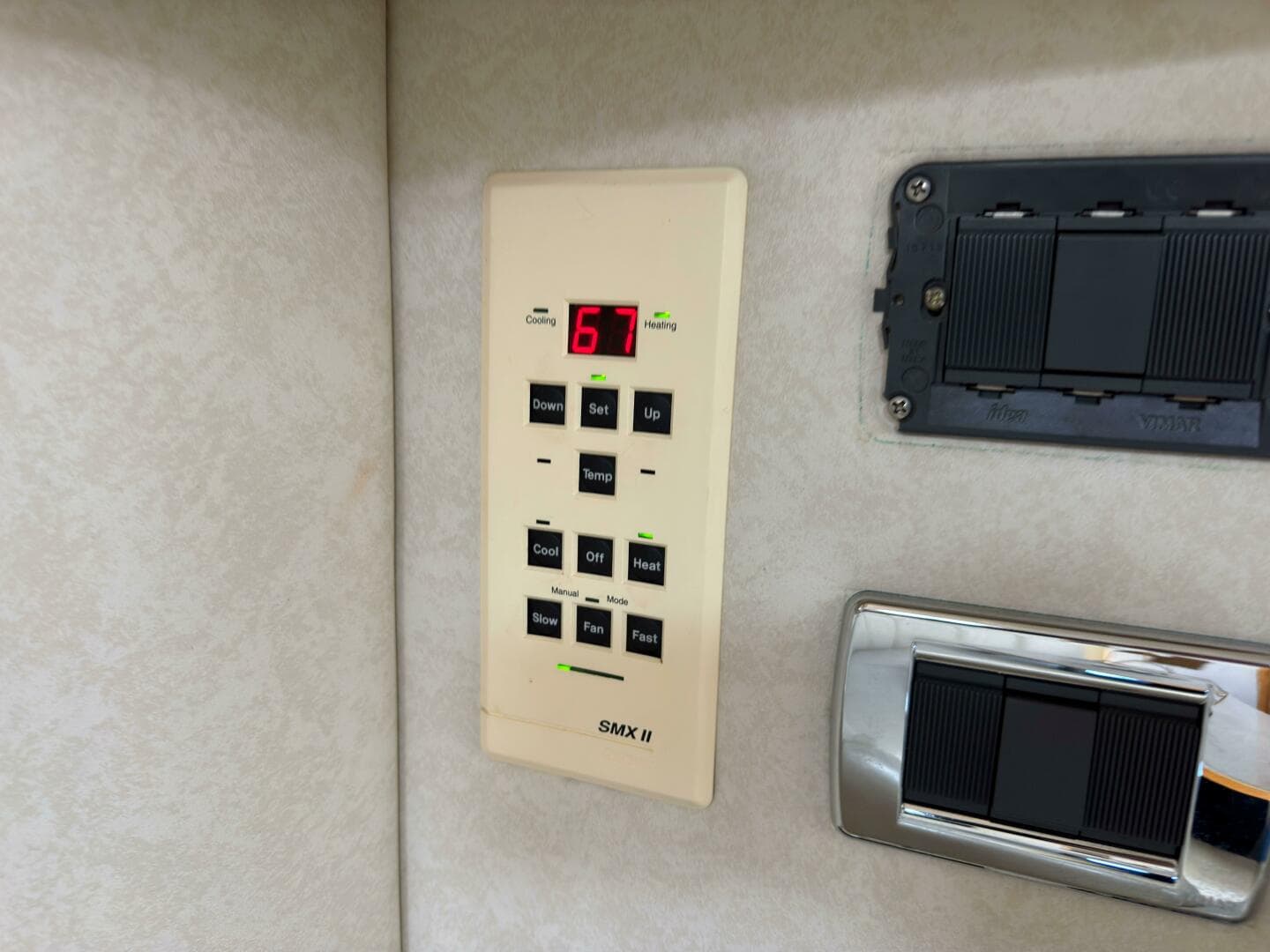 1997 Sea Ray 450 Sundancer — photo 24