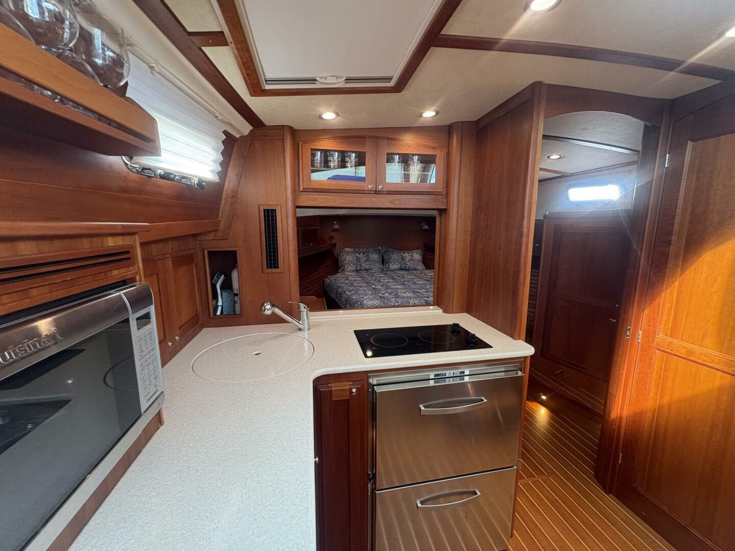 2016 Sabre 38 Salon Express — photo 30